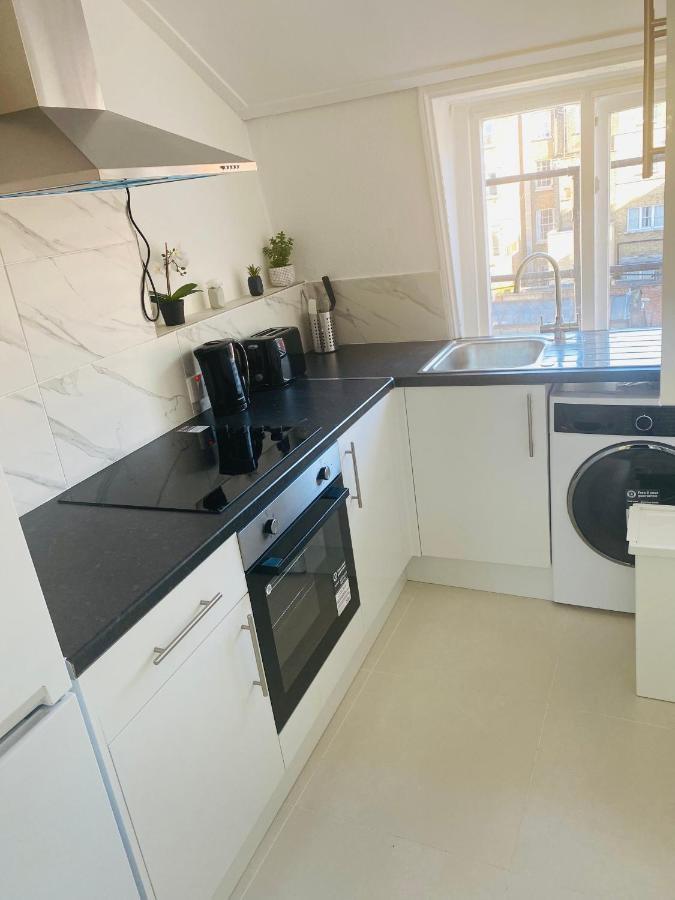 Modern 1 Bedroom Flat In Paddington Лондон Экстерьер фото